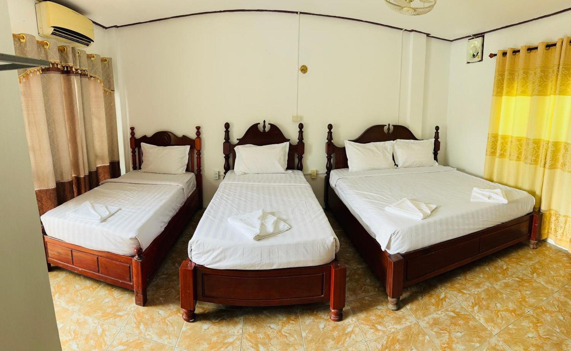 Vang Vieng Green Hotel エクステリア 写真